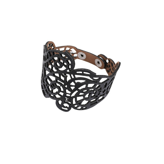 Pulsera de cuero ahuecada estilo punk de gran venta transfronteriza con personalidad masculina y femenina, diseño de nicho, creatividad y pulseras con sensación de alta gama.