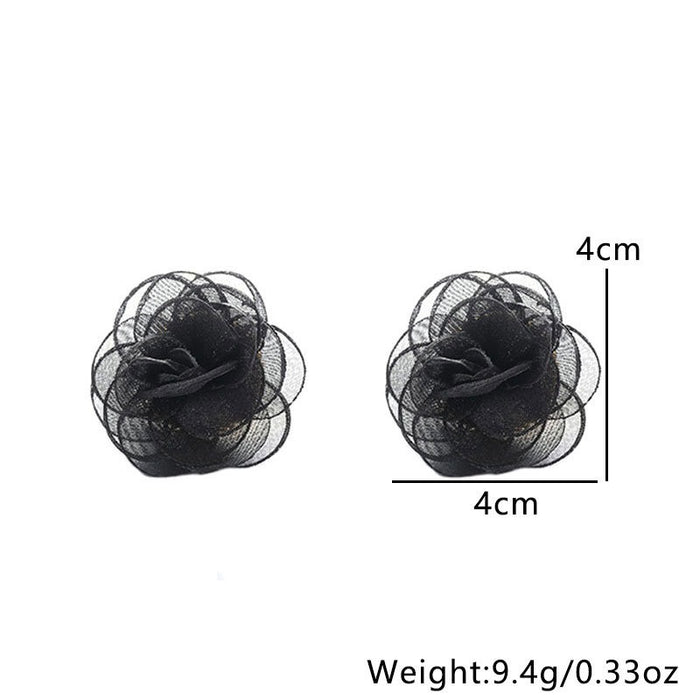 Pendientes de rosa de encaje de tela hechos a mano simples