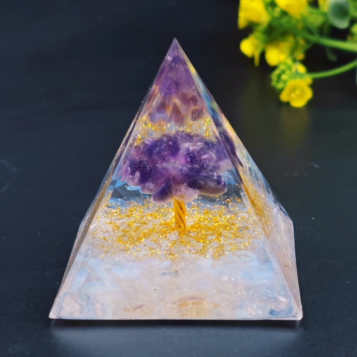 New Crystal Ball Crushed Stone Pyramid Home Crafts Resin Ornaments Desktop Ornaments