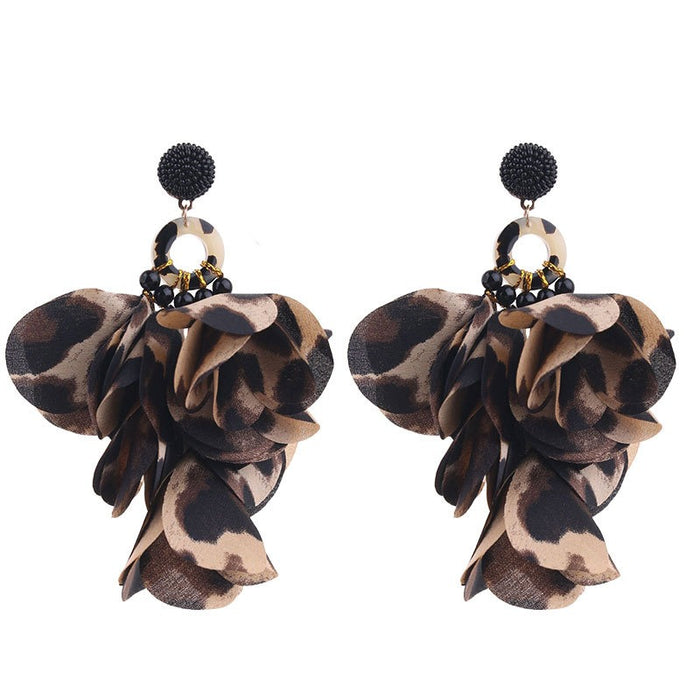 Fashionable handmade fabric floral earrings for women's exaggerated long earrings