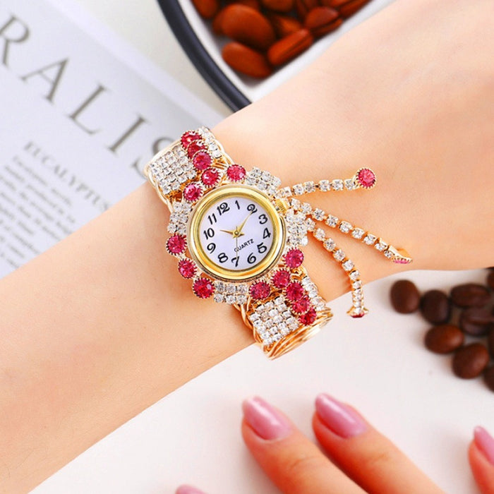 Reloj de pulsera de cuarzo con borlas creativas, de aleación de diamantes, nuevo, a la moda, estilo femenino