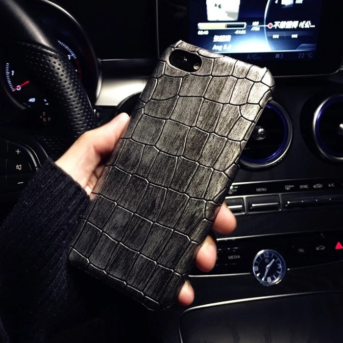 3D Crocodile Phone Case For iPhone 8 X S XS 7Plus Cool Leather Pattern Case