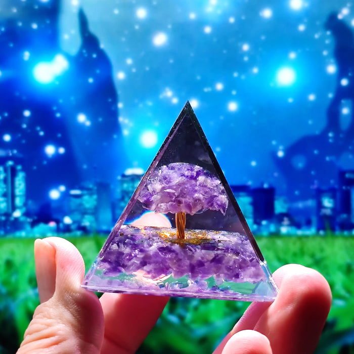 New Crystal Ball Crushed Stone Pyramid Home Crafts Resin Ornaments Desktop Ornaments