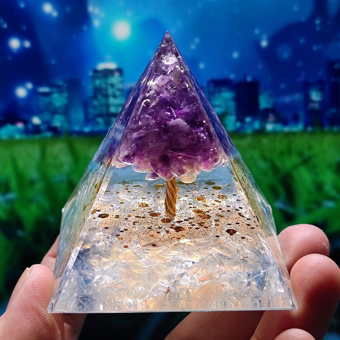 New Crystal Ball Crushed Stone Pyramid Home Crafts Resin Ornaments Desktop Ornaments