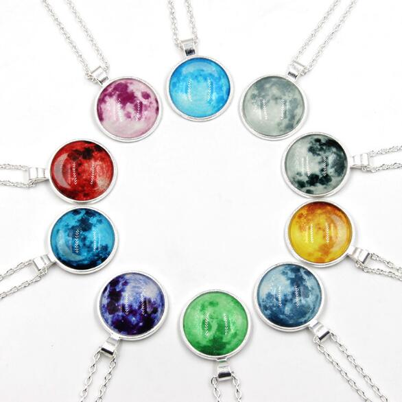 Glowing Jewelry Full Moon Necklace Handmade Glass Dome Lunar Eclipse Necklace Glow in the dark Pendant Jewelry