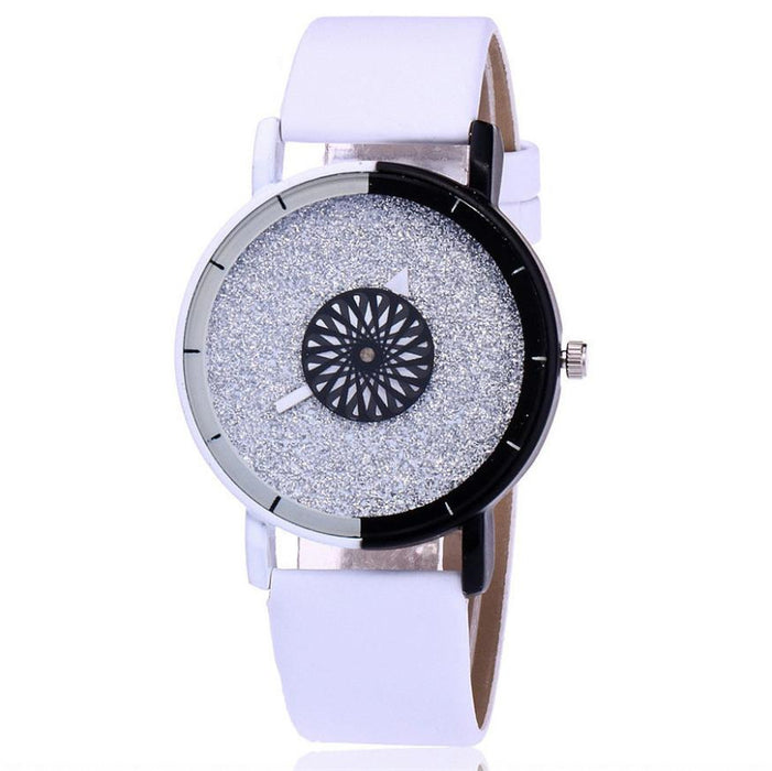 Relojes de pulsera de cuero Reloj creativo de moda Mujeres Hombres Reloj de cuarzo