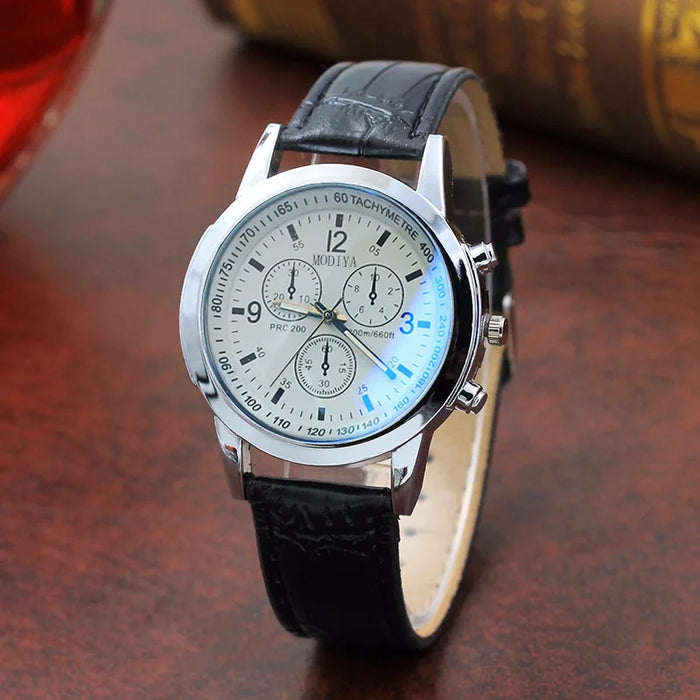 Reloj de cuarzo para hombre, marca superior de moda, reloj de tres ojos destacado, reloj de cuarzo para hombre, cinturón de cuero, cinturón de cristal blanco y negro para hombre