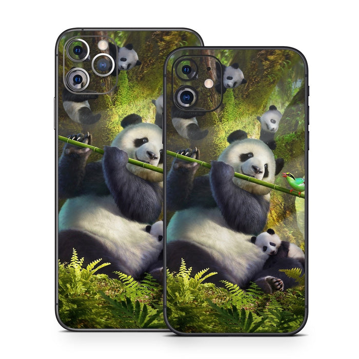 PanDaBear - Apple iPhone 11 Skin