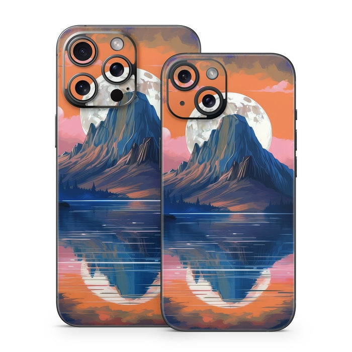 Mountain Moonrise - Apple iPhone 15 Skin