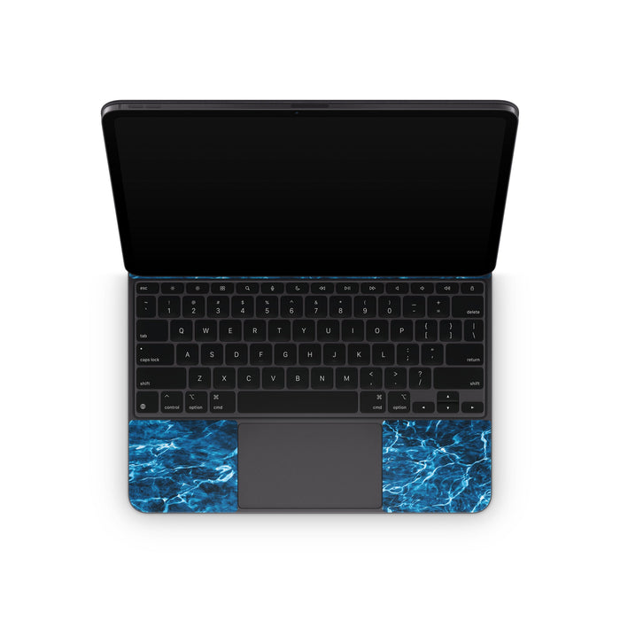 Mossy Oak Elements Agua - Apple Magic Keyboard for iPad Skin