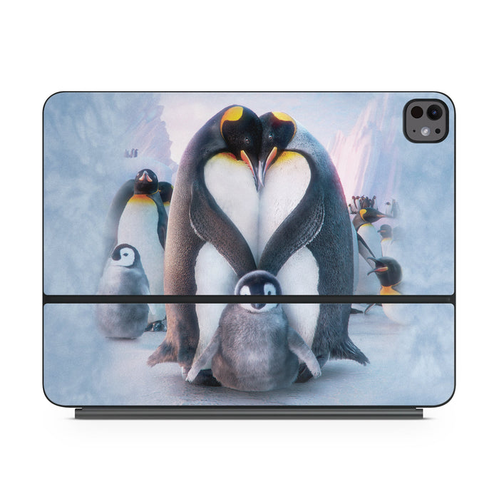 Penguin Heart - Apple Magic Keyboard for iPad Skin