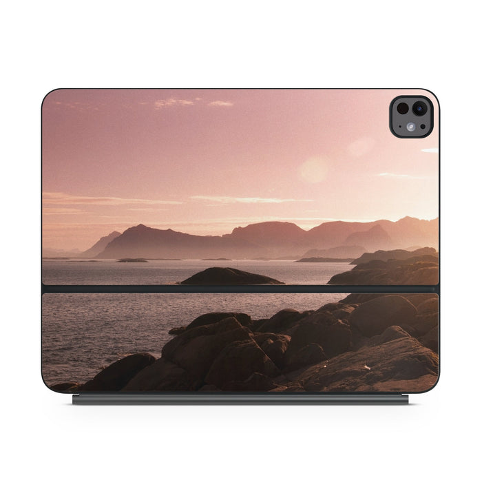 Pink Sea - Apple Magic Keyboard for iPad Skin