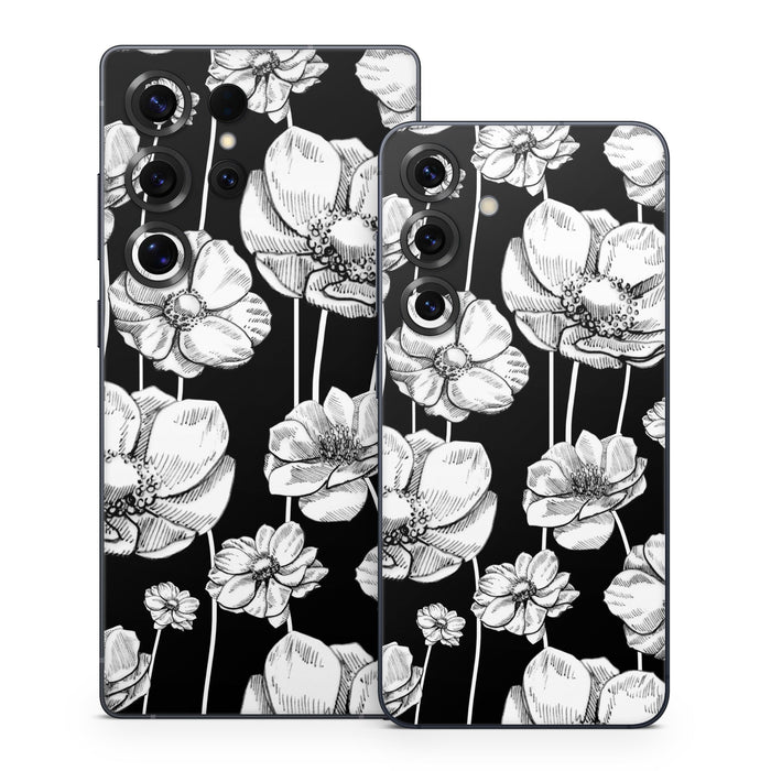 Striped Blooms - Samsung Galaxy S25 Skin