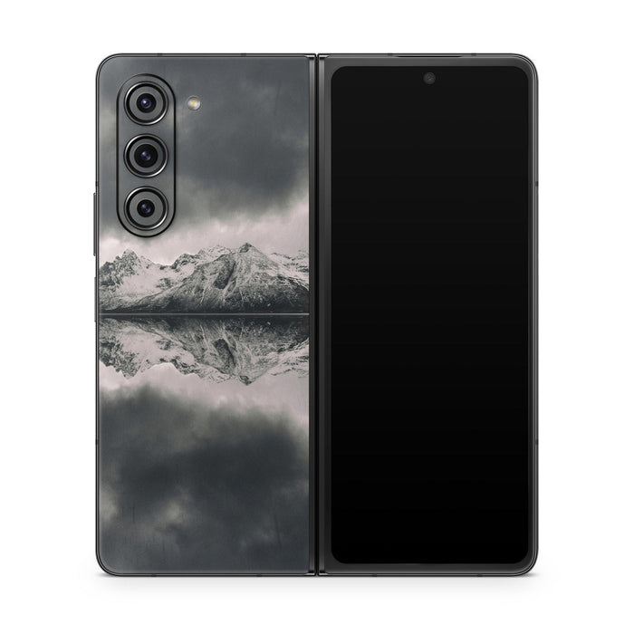 Reflecting Islands - Samsung Galaxy Z Fold5 Skin